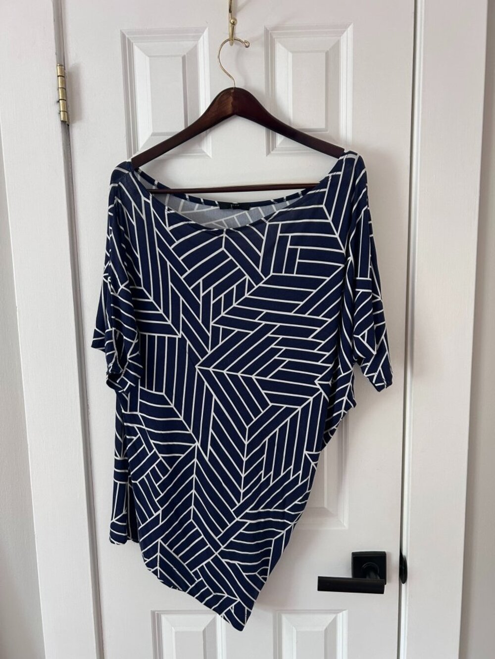 Tart Navy White Geometric Print Asymmetric Hem Tunic Top Dolman Sleeve S